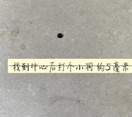 海口瓷砖空鼓维修公司专业解答在瓷砖铺贴过程中，如果砂料搅拌不均匀，将会带来以下问题